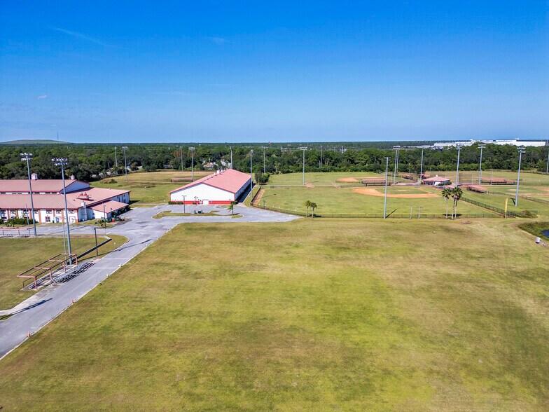 More Photos Of 500 Friday Rd, Cocoa Sports And Entertainment For Sale
