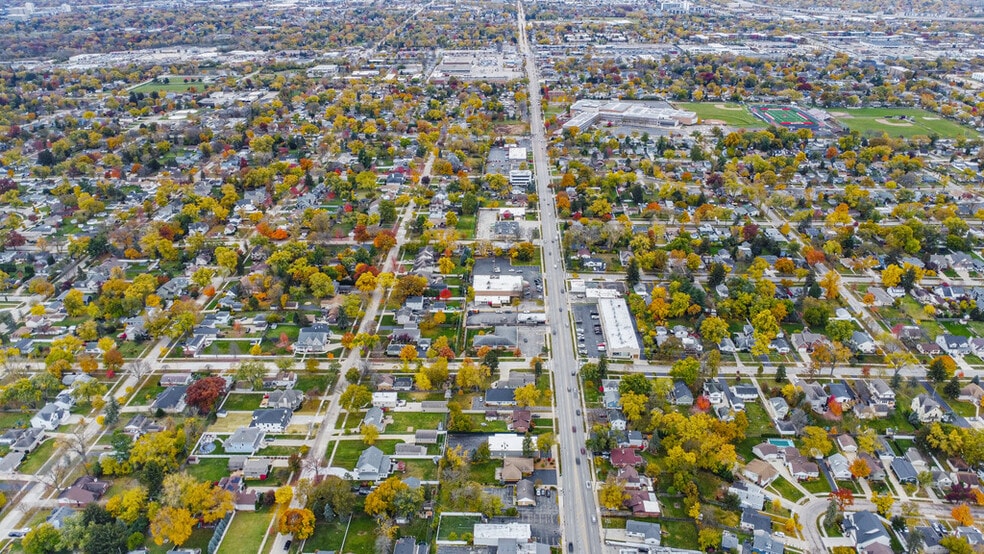 More Photos Of , Lombard Office For Sale