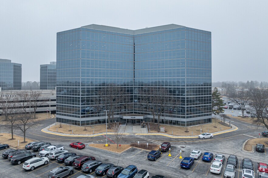 More Photos Of 4 Westbrook Corporate Ctr, Westchester Business Park For Lease