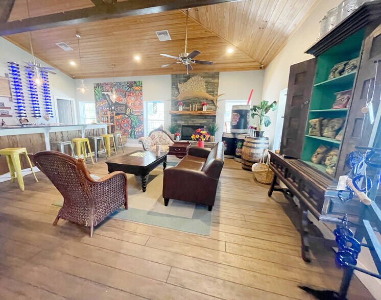 More Photos Of 21848 S County Road 325, Hawthorne Restaurant For Sale