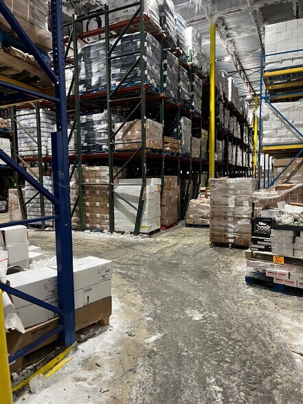 More Photos Of 1301 NW 89th Ct, Doral Warehouse For Lease