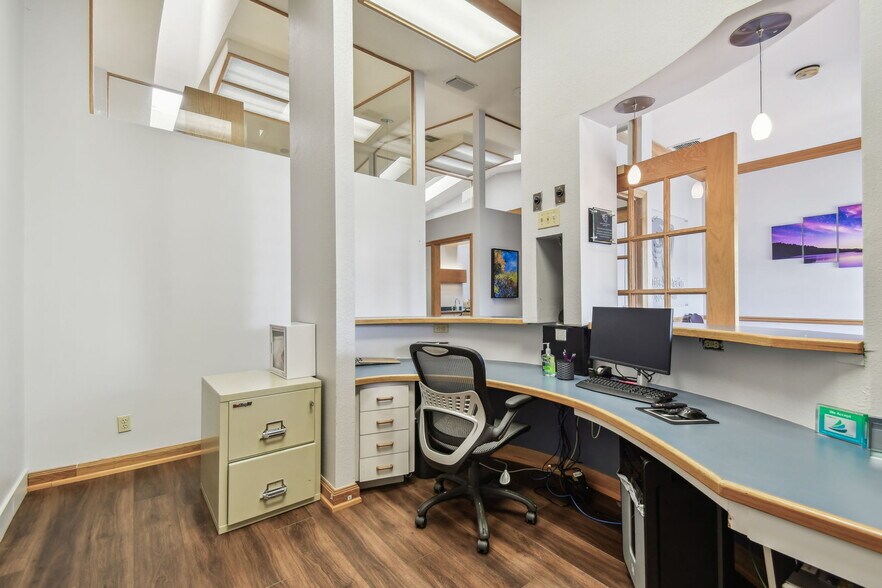 More Photos Of 2654 W Lake Rd, Palm Harbor Medical For Sale