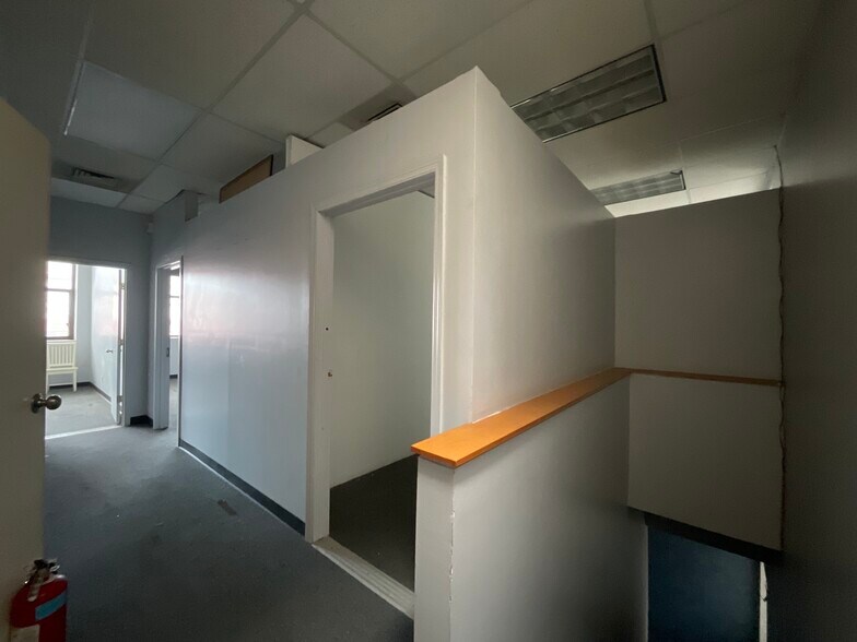 More Photos Of 22-26 4th Ave, Brooklyn Storefront Retail Office For Lease