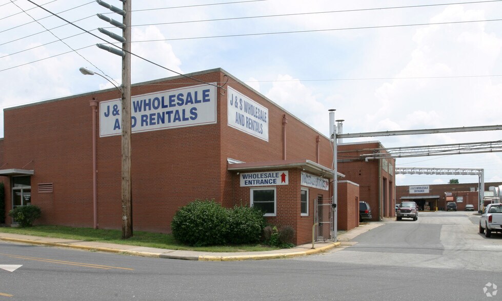 More Photos Of 1947 N Fayetteville St, Asheboro Manufacturing For Lease