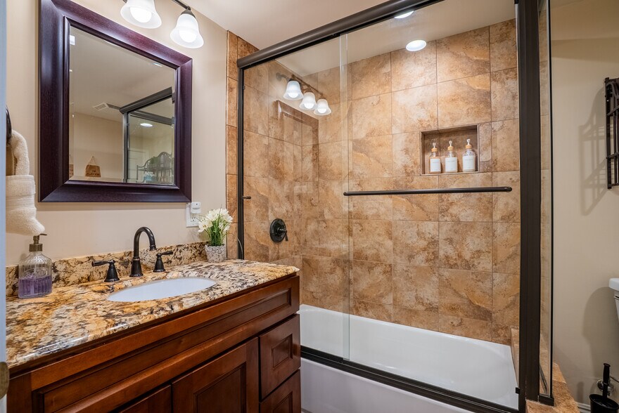 More Photos Of 10845 Meads, Orange Specialty For Sale