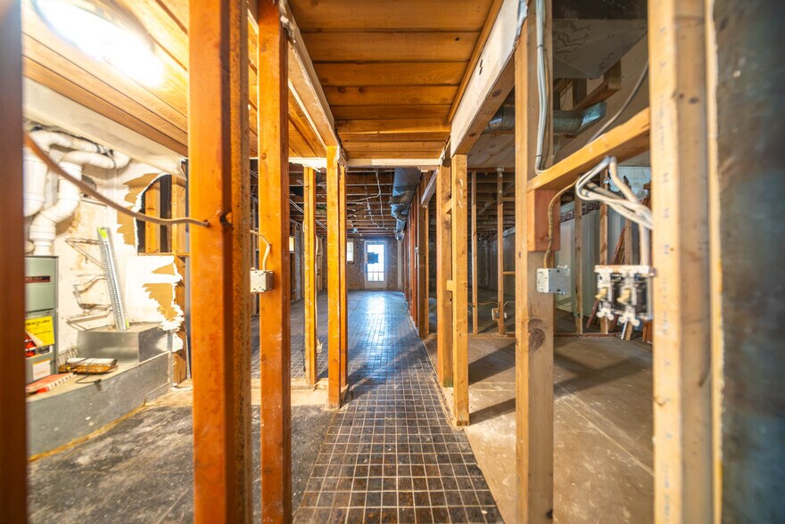 More Photos Of 113 E Main St, Willow Springs Storefront For Sale