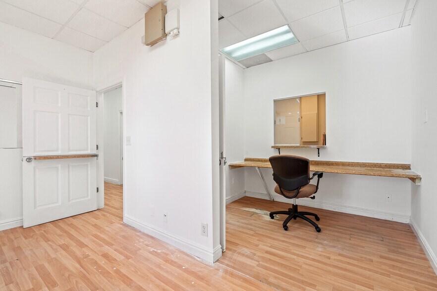 More Photos Of 3003 S Congress Ave, Lake Worth Medical For Sale