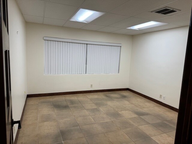 More Photos Of 15915 Ventura Blvd, Encino Office For Sale