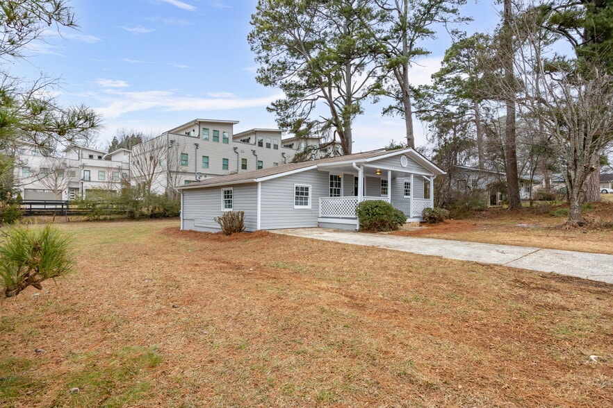 More Photos Of 1651 Donna Lynn Dr, Smyrna Office For Sale