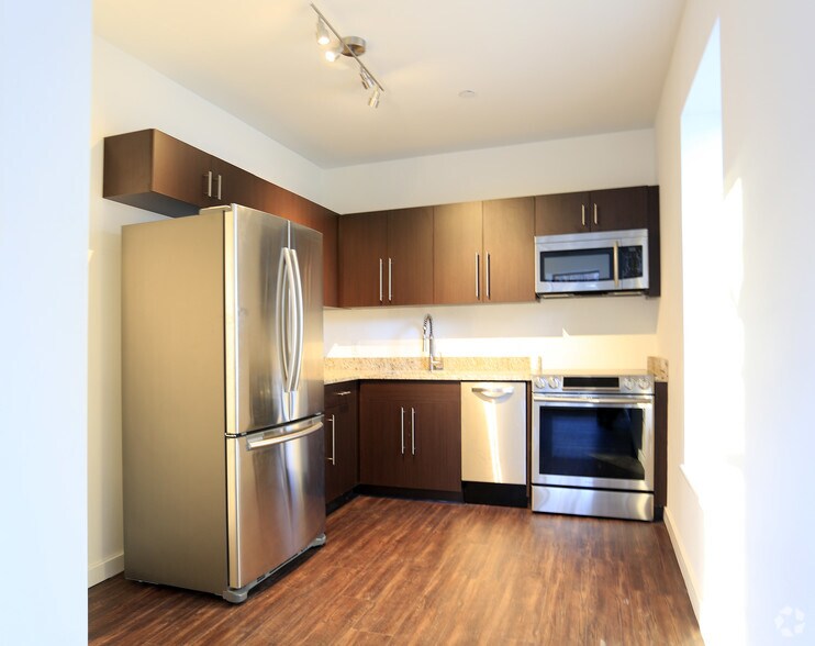 More Photos Of 2 Mill St, Yonkers Apartments For Sale