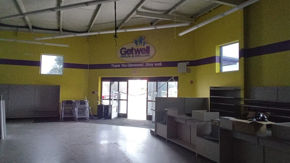 More Photos Of 114 E Second Ave, Glenwood Freestanding For Sale