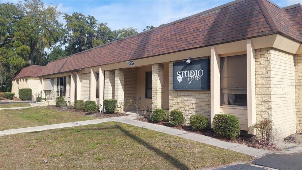 More Photos Of 1103-1115 NW 13th St, Gainesville Office For Sale