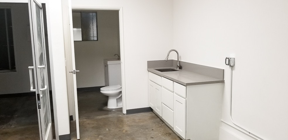 More Photos Of 3014 W Pico Blvd, Los Angeles Storefront Retail Residential For Sale