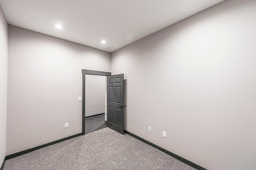 More Photos Of 190D Saundersville Rd, Hendersonville Office For Lease