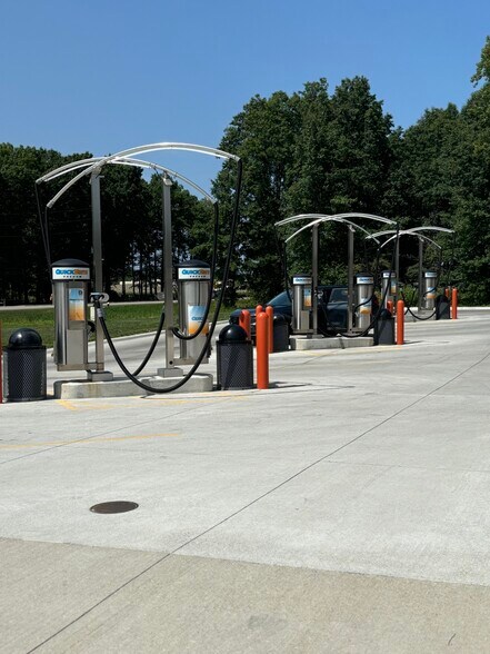 More Photos Of 2325 Nagel Rd, Avon Carwash For Sale