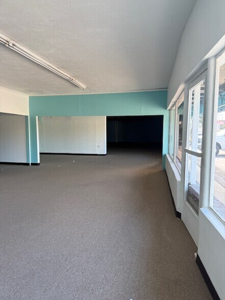 More Photos Of 6807 Tamiami Trl, Bradenton Freestanding For Lease