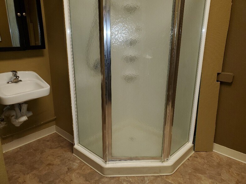 More Photos Of 4710 Eagleridge Cir, Pueblo Storefront Retail Office For Lease