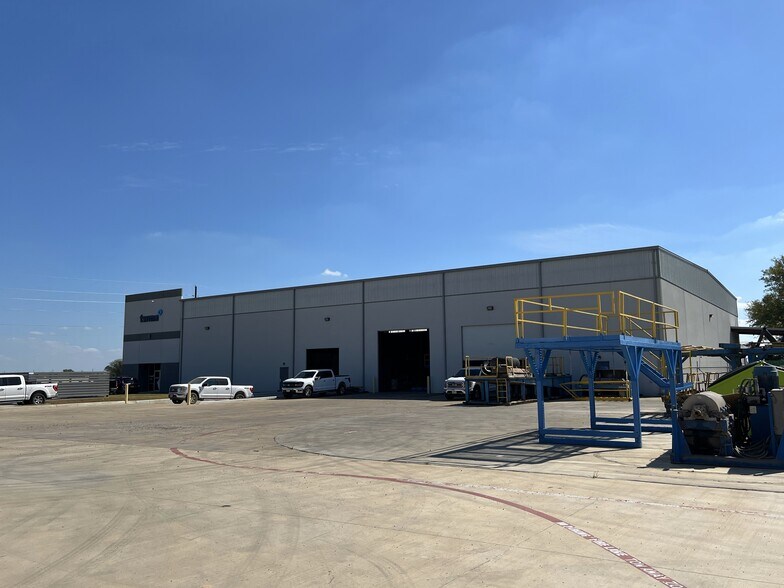 More Photos Of 1267 Cardiff Rd, Brookshire Warehouse For Lease