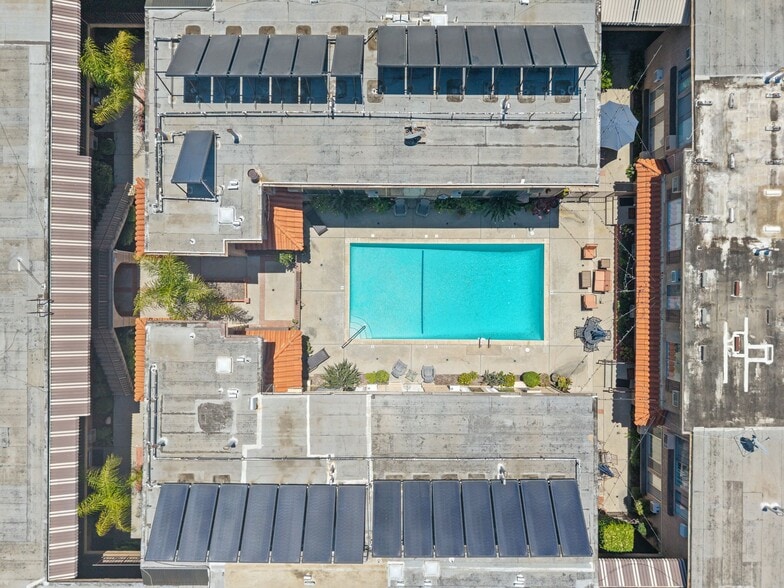 More Photos Of 10625 Petit Ave, Granada Hills Apartments For Sale
