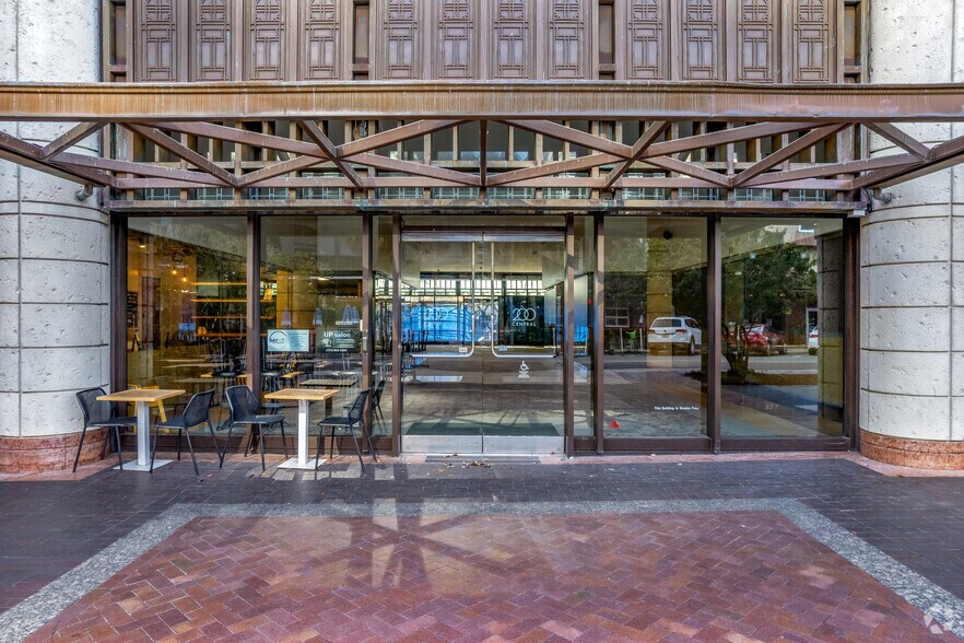 More Photos Of 200 Central Ave, Saint Petersburg Office For Lease