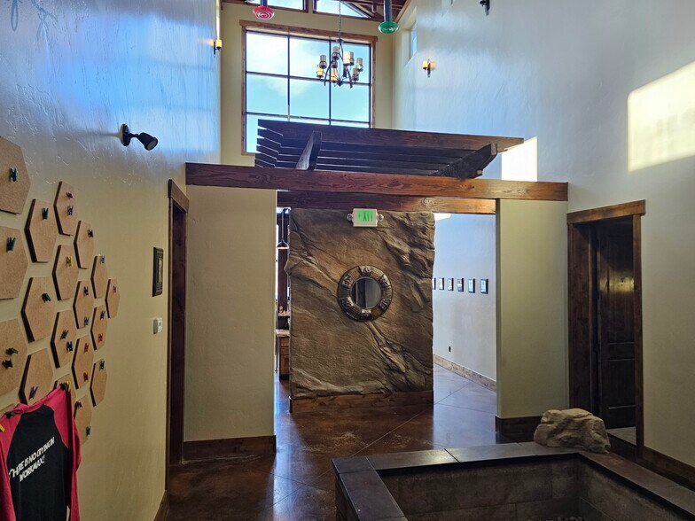 More Photos Of 58 N 1100 W, Payson Flex For Sale