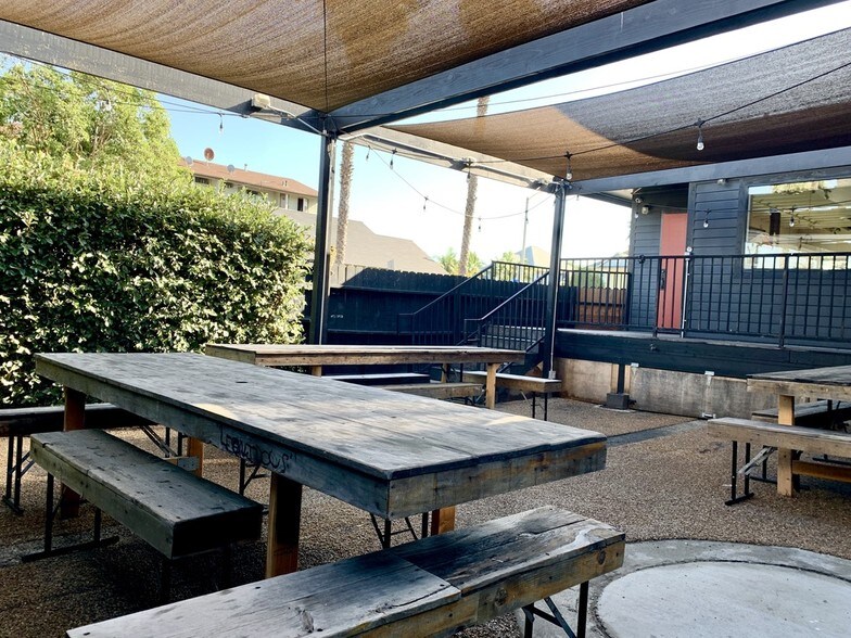 More Photos Of 1837 E 7th St, Long Beach Restaurant For Lease