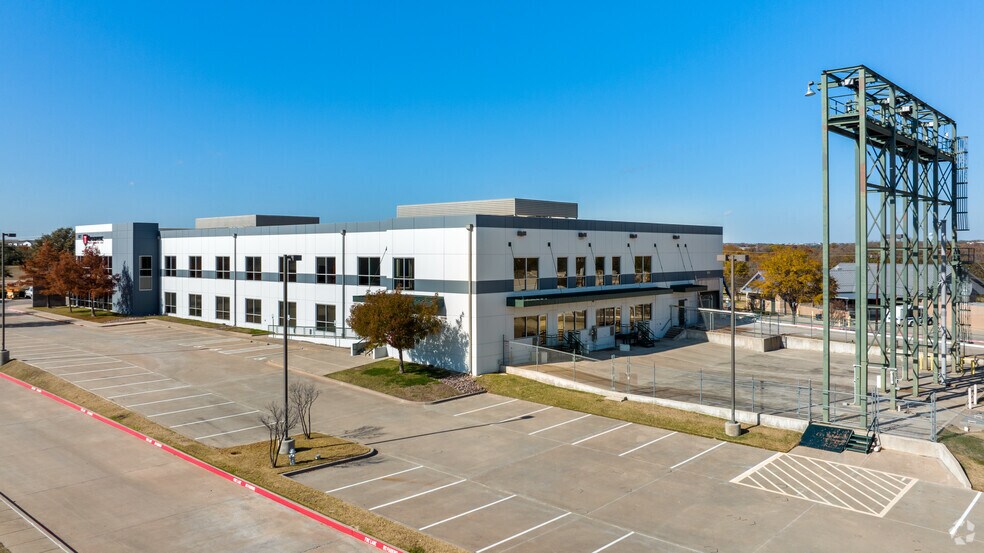 More Photos Of 481 Winscott Rd, Benbrook Office For Lease