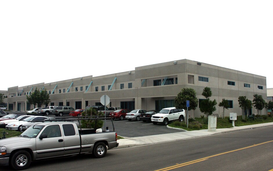 More Photos Of 4837 McGrath St, Ventura Manufacturing For Lease