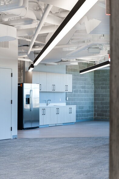 More Photos Of 1000 Maxwell Ln, Hoboken Office Residential For Lease