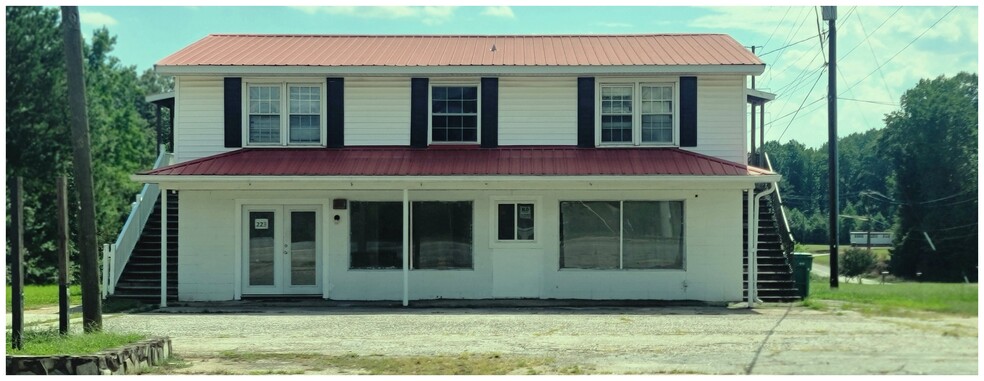 Primary Photo Of 223 Battleground Rd, Cowpens Apartments For Sale