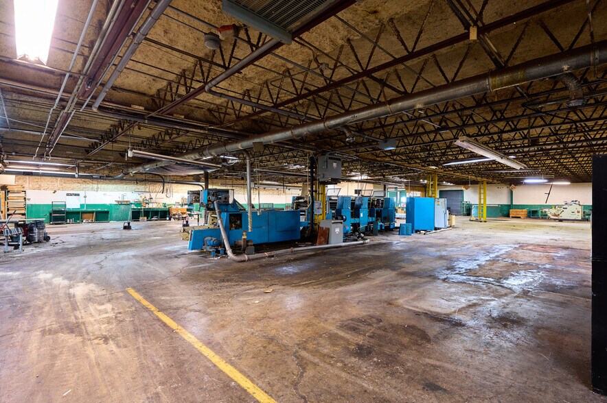 More Photos Of 352 Center St, Caledonia Manufacturing For Sale