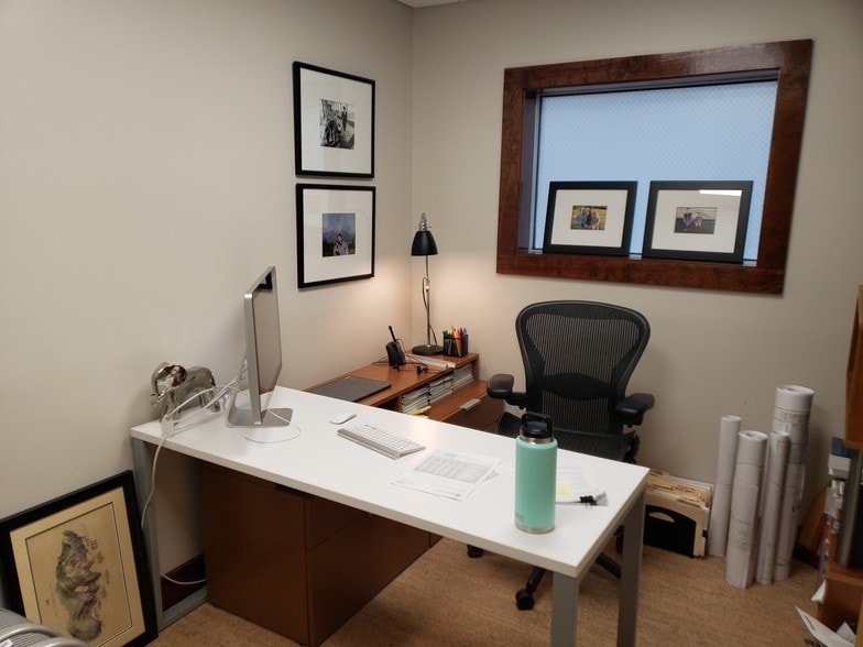 More Photos Of 1161 E Main St, Chattanooga Office For Sale