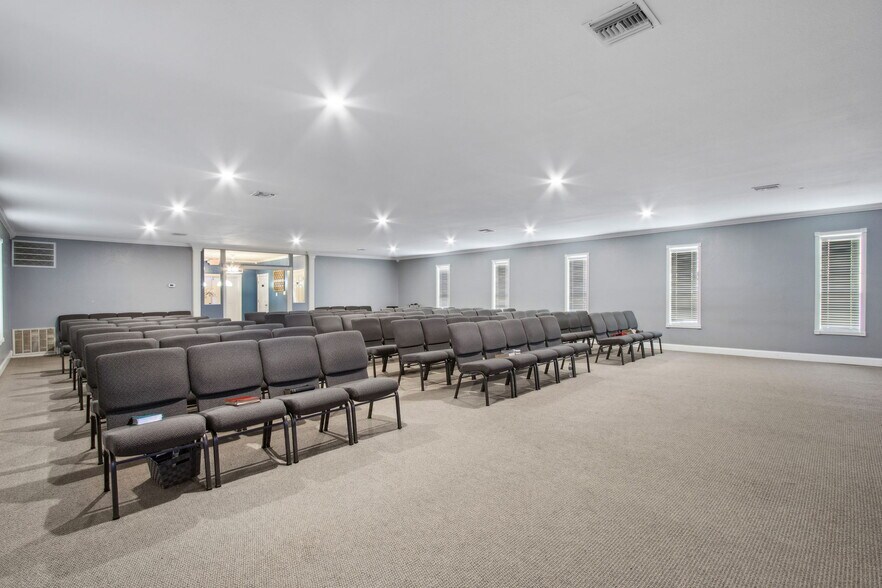 More Photos Of 1080 Olive St, Fernandina Beach Religious Facility For Sale