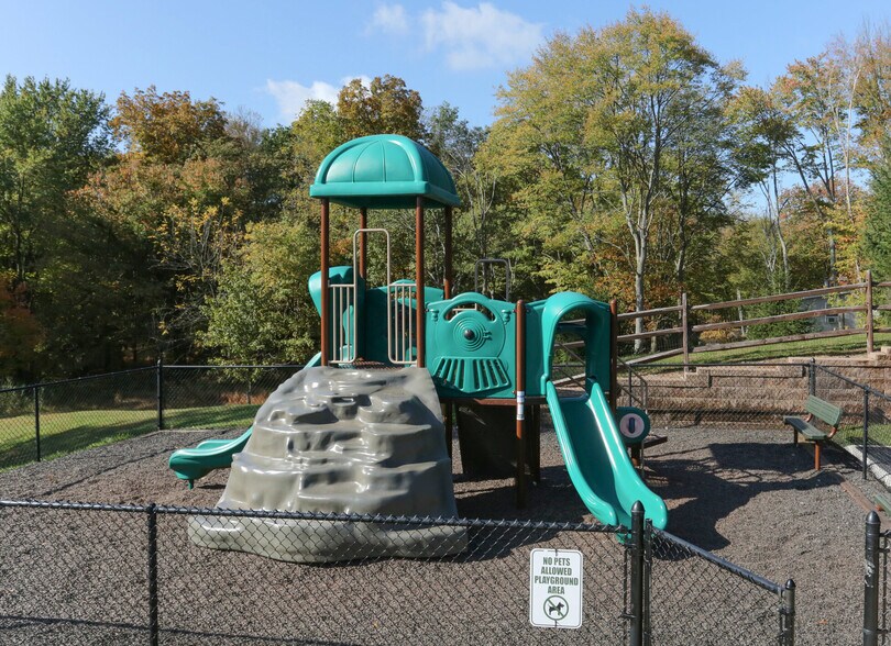 More Photos Of 100 Bellis Ct, Bridgewater Apartments For Sale