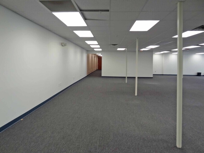 More Photos Of 1311-1319 Pineview Dr, Morgantown Medical For Lease