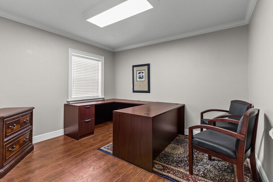 More Photos Of 1122 Omaha St, Palm Harbor Office Residential For Sale
