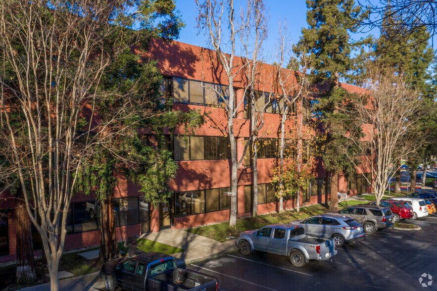 More Photos Of 3478 Buskirk Ave, Pleasant Hill Unknown For Lease