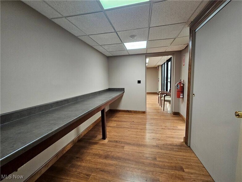 More Photos Of 1344 Cove Rd, Weirton Flex For Sale