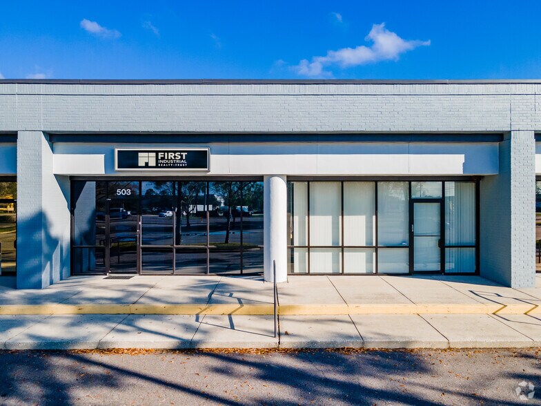 More Photos Of 5553 W Waters Ave, Tampa Unknown For Lease