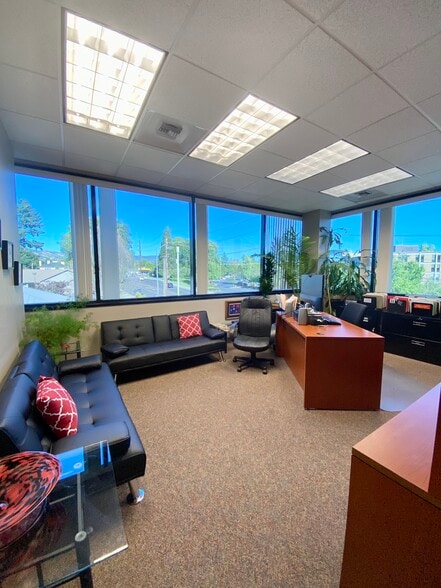 More Photos Of 1575 E McAndrews Rd, Medford Office For Lease