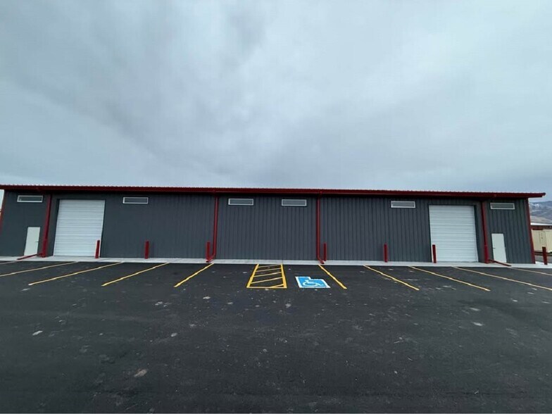 More Photos Of 301 N 1300 E, Lewiston Flex For Lease
