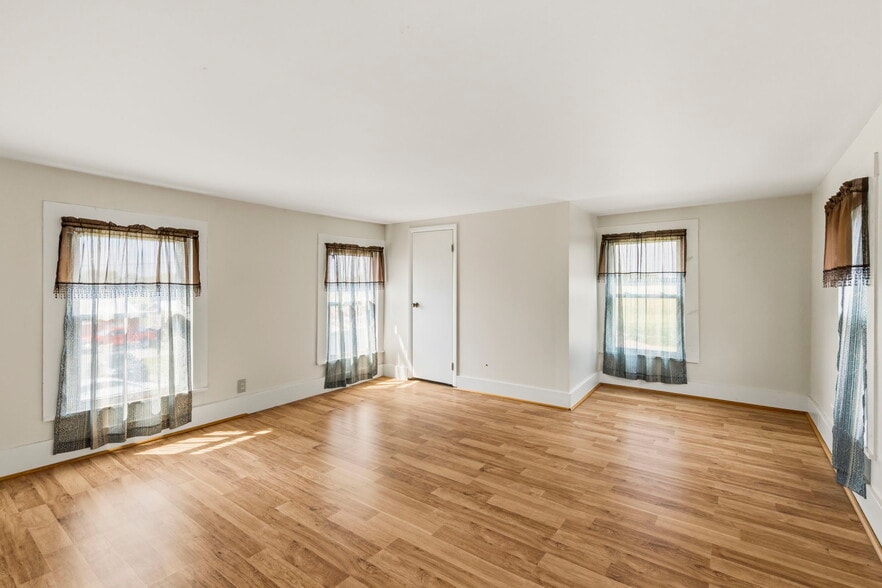 More Photos Of 9228 Stoutsville Pike, Stoutsville Land For Sale