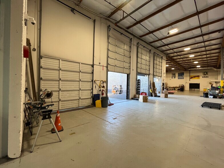 More Photos Of 18055 NE San Rafael St, Portland Industrial For Sale