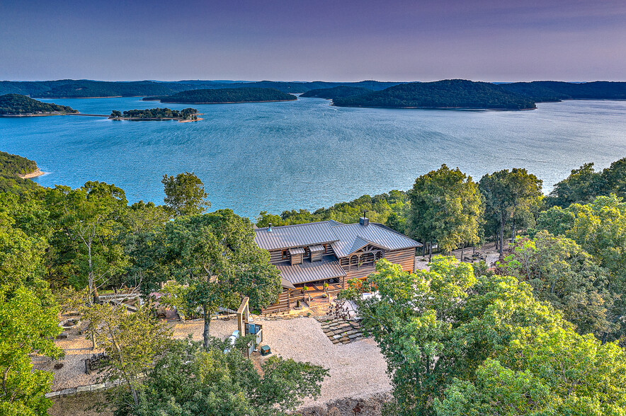 Primary Photo Of 1150 County Road 113, Eureka Springs Lodge Meeting Hall For Sale