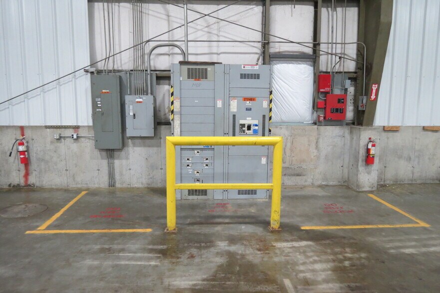 More Photos Of 50 June St, Leominster Industrial For Lease