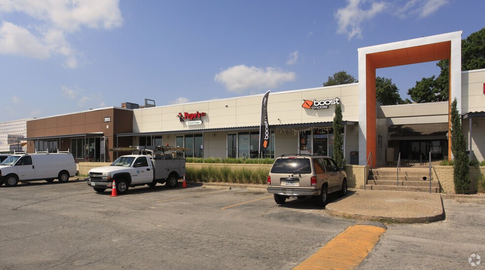 More Photos Of 2015 E Riverside Dr, Austin Unknown For Lease