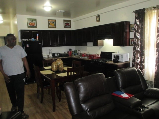 More Photos Of 493-495 Irvine Turner Blvd, Newark Multifamily For Sale