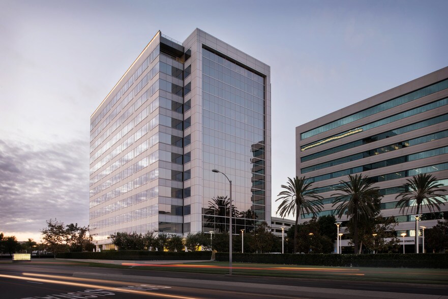 More Photos Of 2211 Michelson Dr, Irvine Office For Lease
