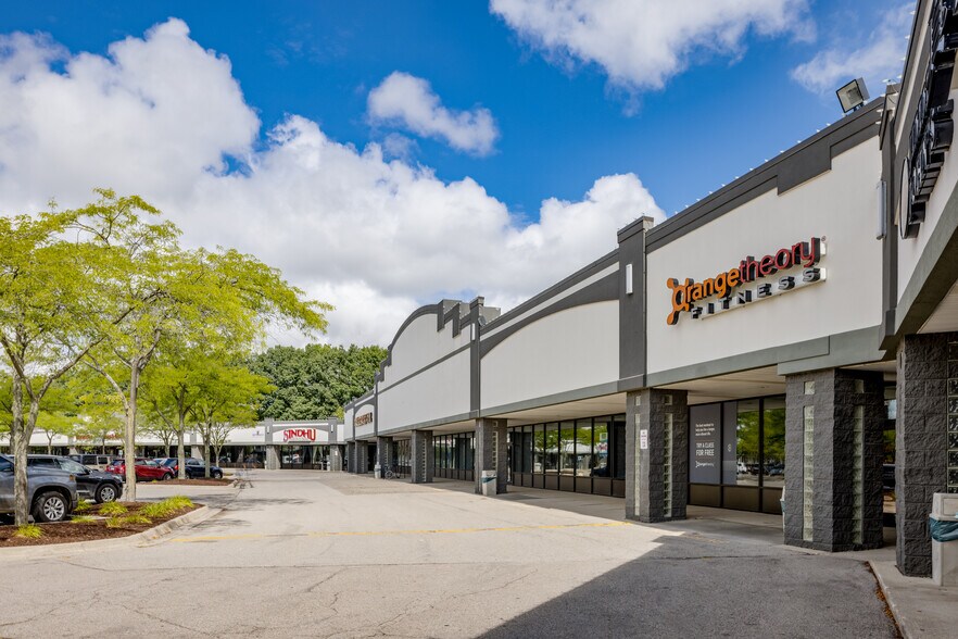 More Photos Of 4790 S Hagadorn Rd, East Lansing Freestanding For Lease