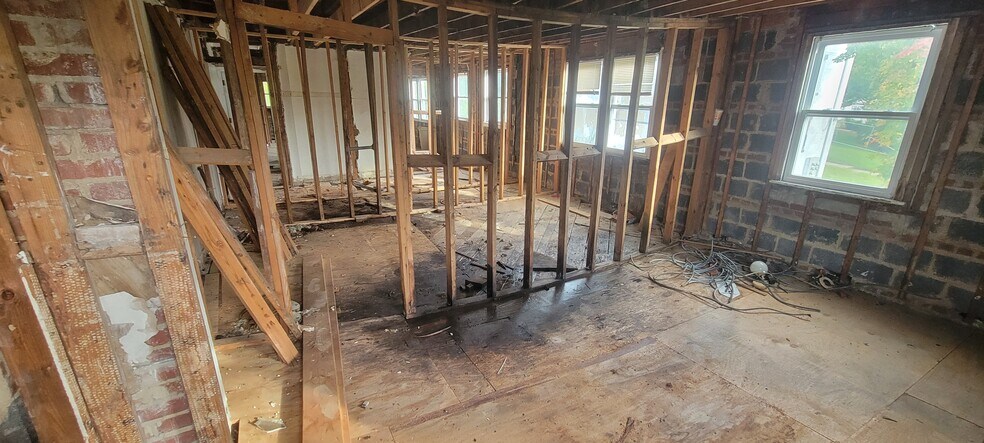 More Photos Of 4962-4966 Benning Rd SE, Washington Apartments For Sale
